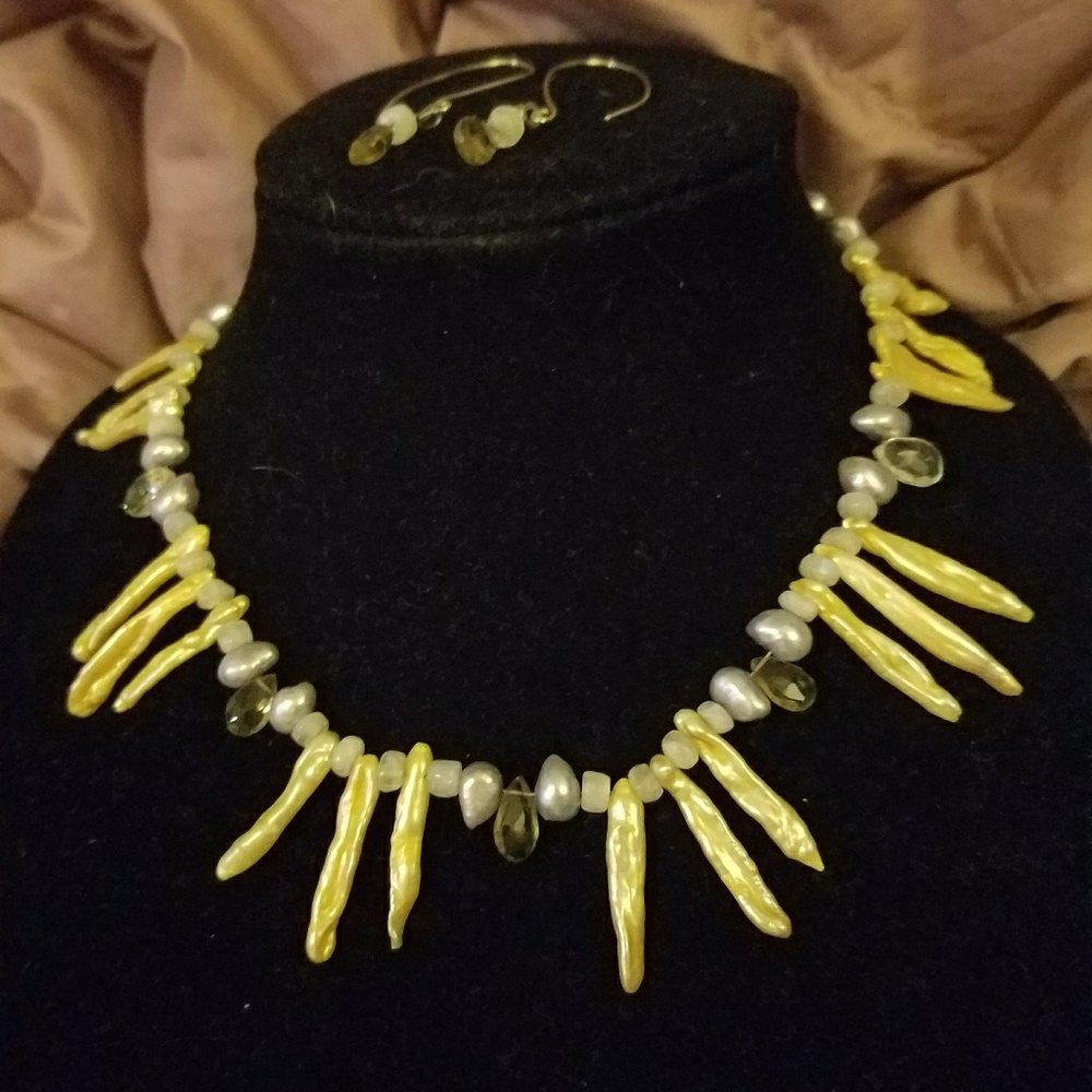 Artisan Stick Pearl , Lemon Quartz Statement Set